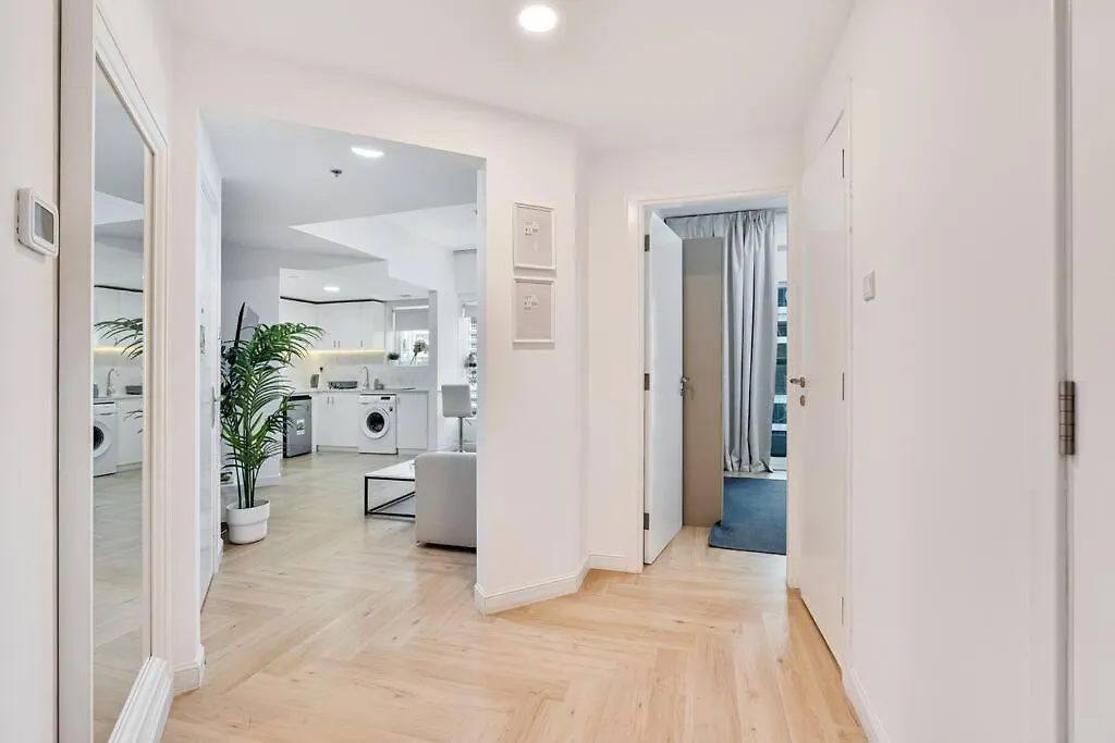 Urban Gem 2Br With Stunning Views Apartment Dubai